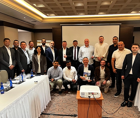 Alarko Carrier “AHI Connect 2025” Kapsamında Gebze Fabrikasında Değerli İş Ortaklarını Ağırladı!